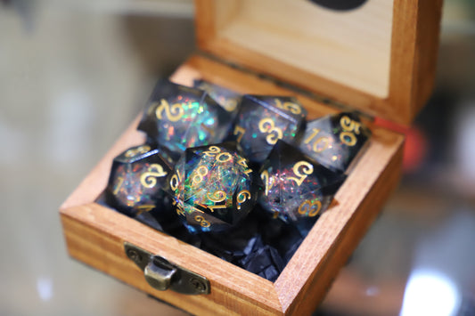 Sharp Edged 7 Dice Set